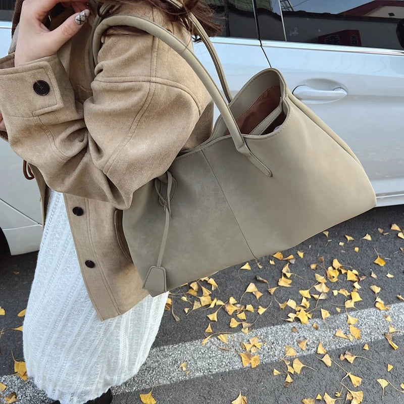 Sac Fourre-Tout Suédine Signature – Grande Capacité | Sélène & Co
