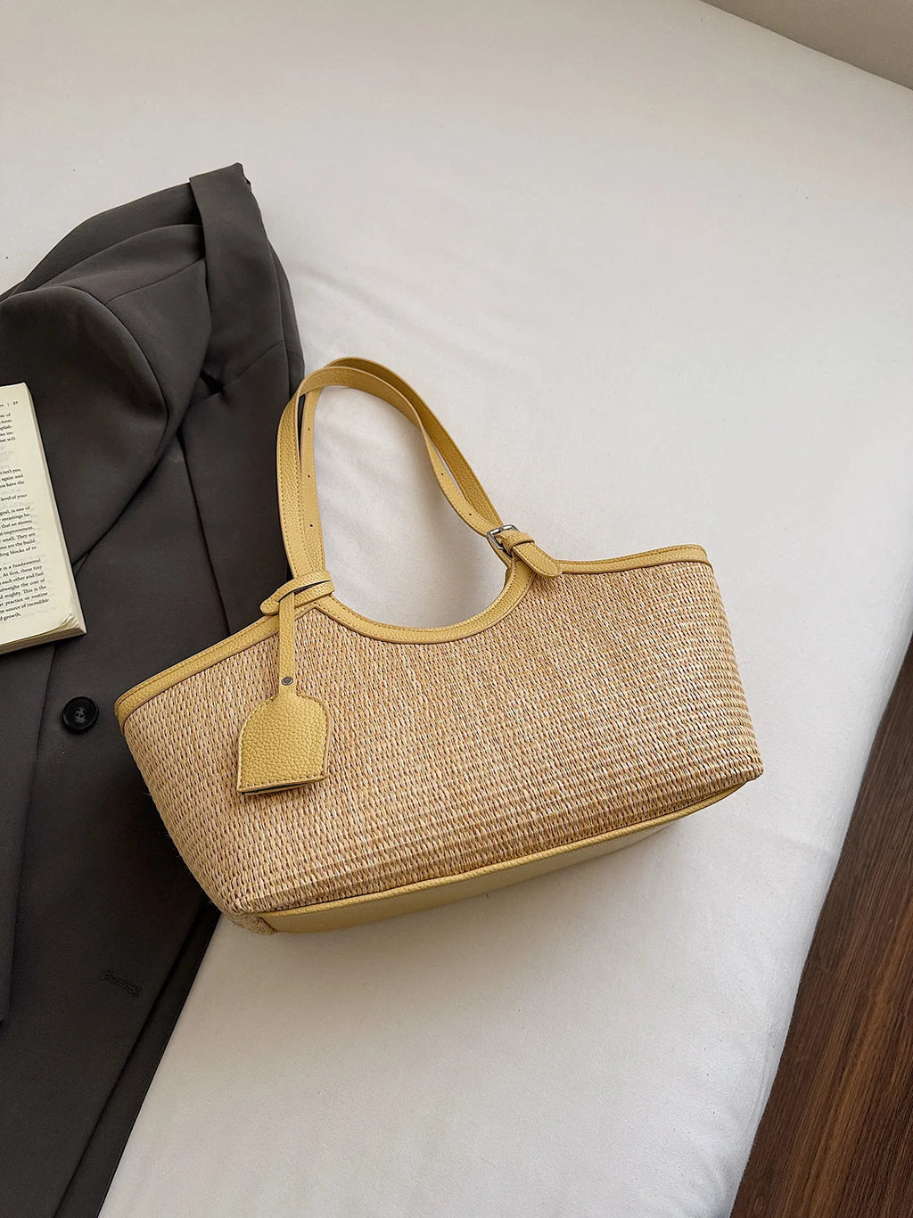 Tote Bag Seau en Paille Tressée – Grande Capacité & Style Minimaliste | Sélène & Co