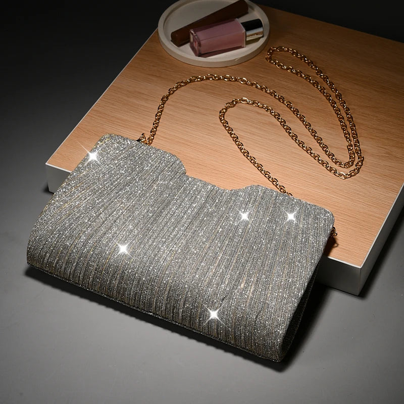 Sac Enveloppe à Chaîne – Luxe Discret & Élégance Soirée | Sélène & Co