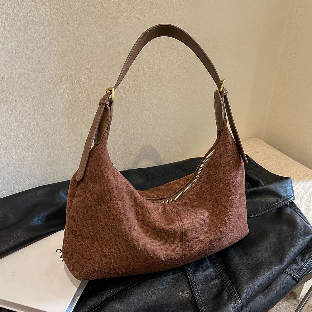 Sac Épaule en Velours – Style Chic & Vintage | Sélène & Co