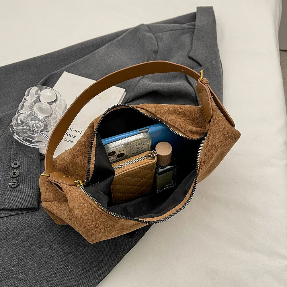 Sac Épaule en Velours – Style Chic & Vintage | Sélène & Co
