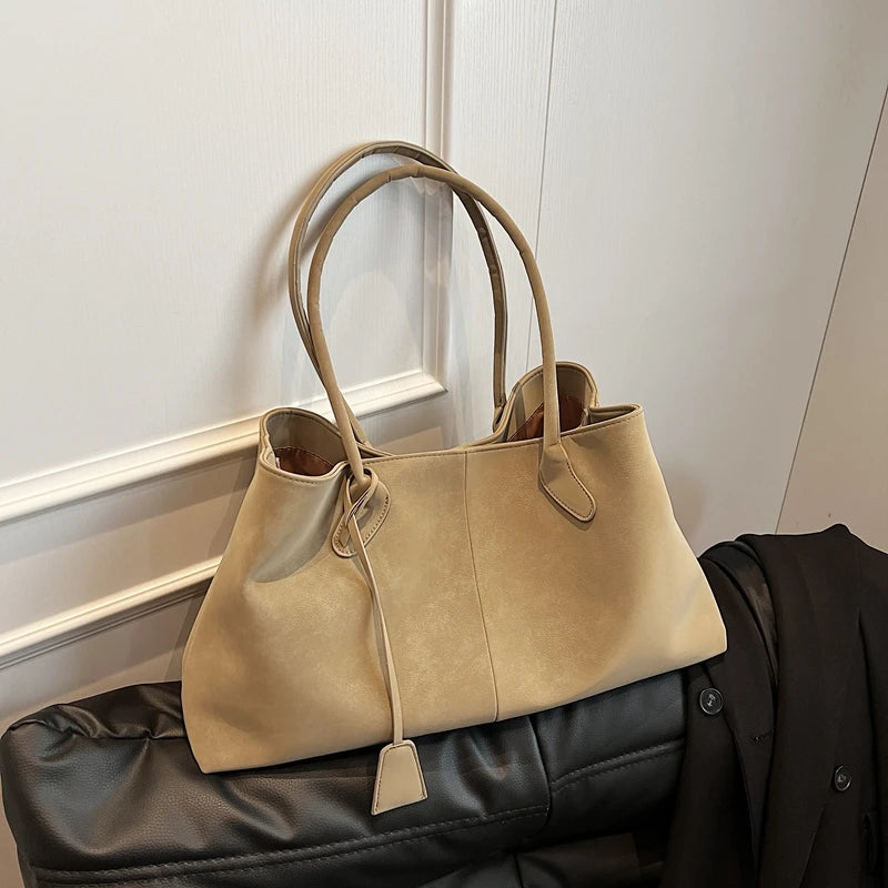 Sac Fourre-Tout Suédine Signature – Grande Capacité | Sélène & Co