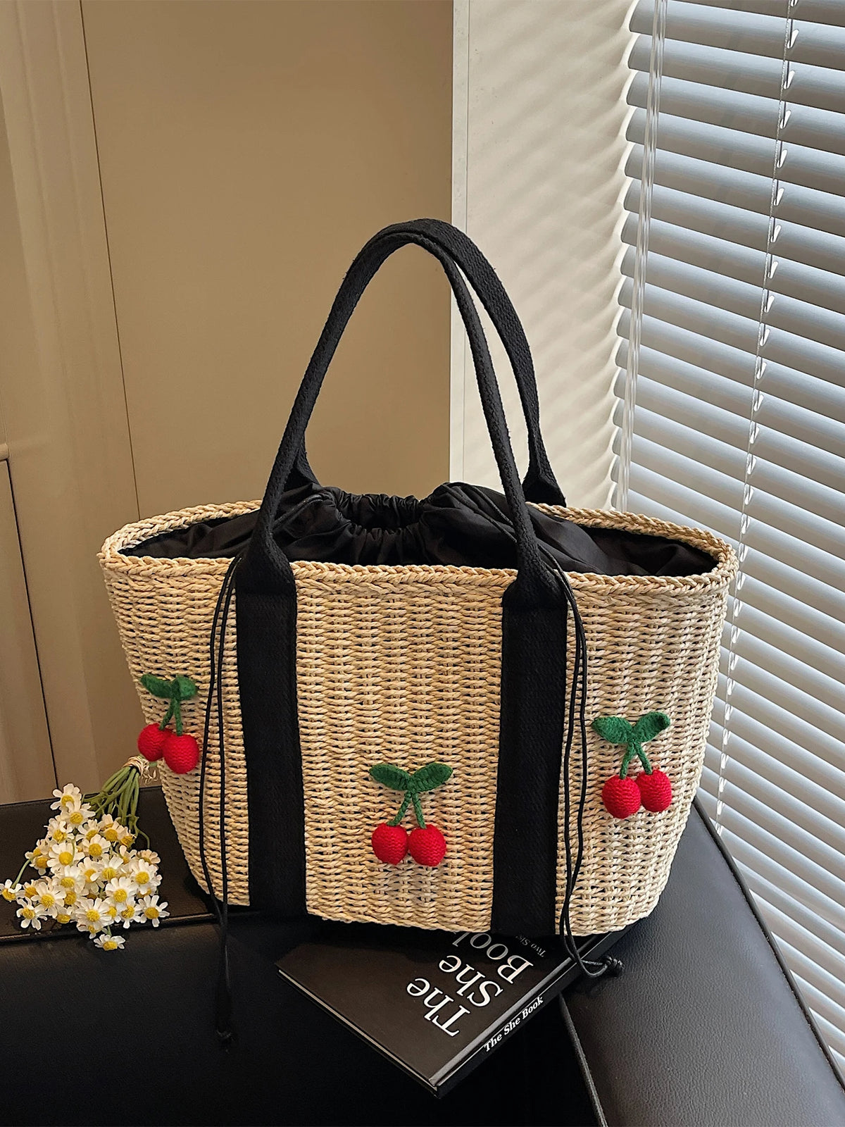 Grand Sac Tressé Motif Cerises – Esprit Estival | Sélène & Co