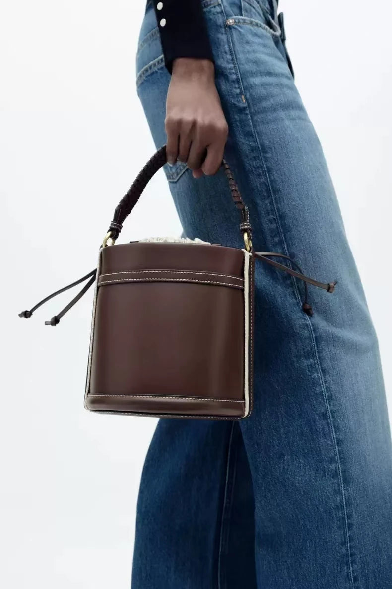 Sac Seau Bandoulière Casual – Cuir Synthétique Chocolat | Sélène & Co