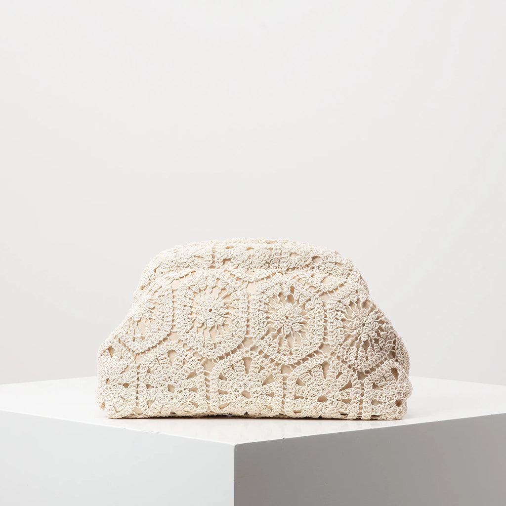Pochette Bohème Florale – Motifs Uniques & Esprit Crochet | Sélène & Co