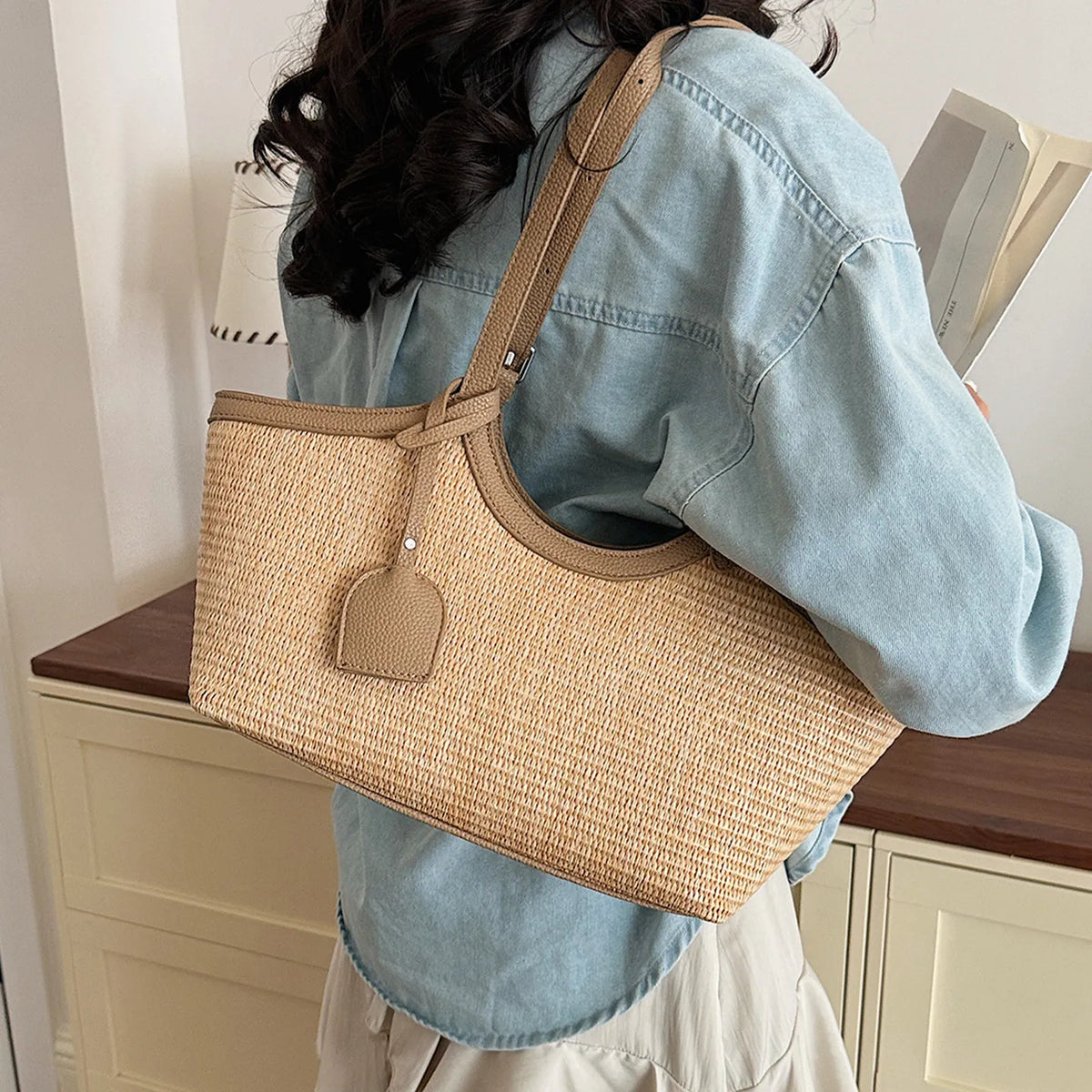 Tote Bag Seau en Paille Tressée – Grande Capacité & Style Minimaliste | Sélène & Co