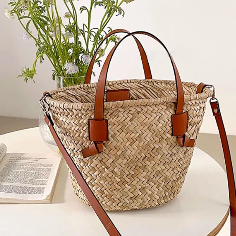 Grand Panier en Rotin Tressé – Esprit de Plage & Été | Sélène & Co