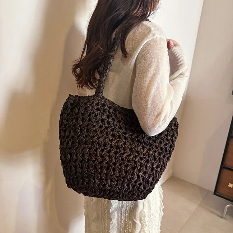 Sac Cabas en Paille Tressée Noire – Bandoulière | Sélène & Co
