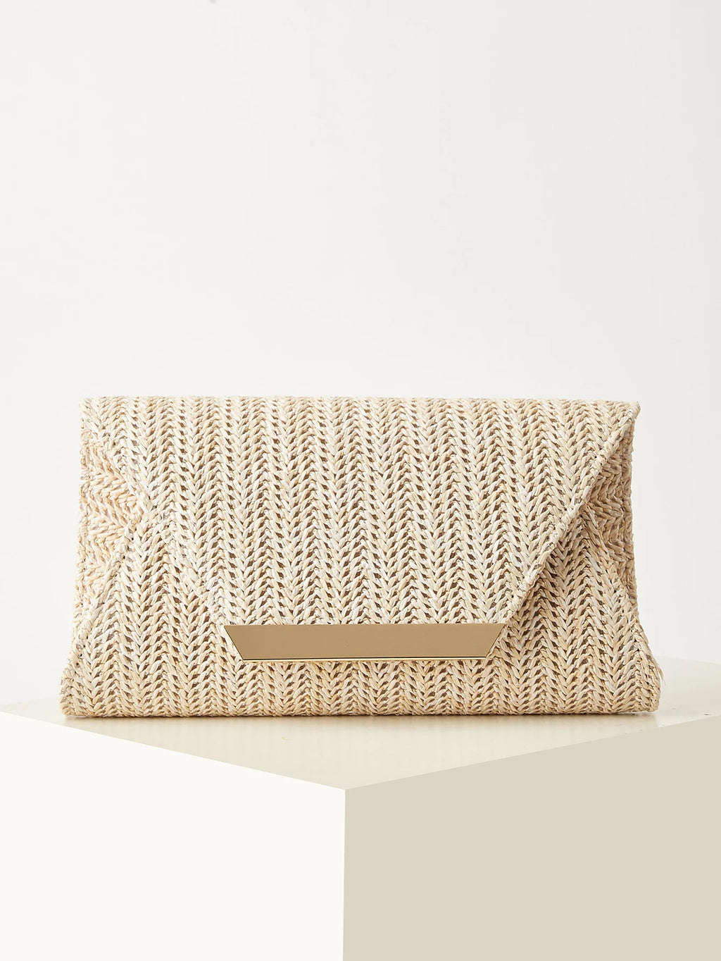Pochette Clutch Tressée – Du Bureau à la Plage | Sélène & Co