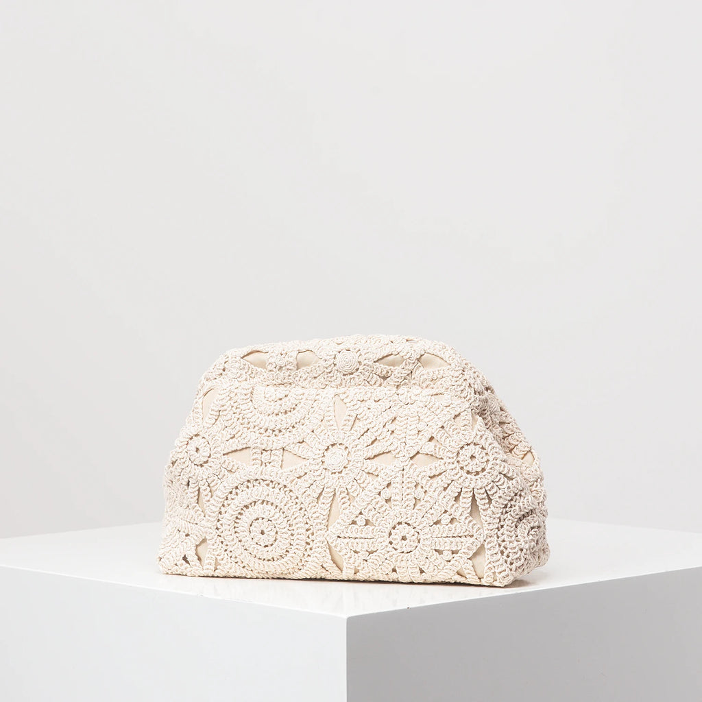 Pochette Bohème Florale – Motifs Uniques & Esprit Crochet | Sélène & Co